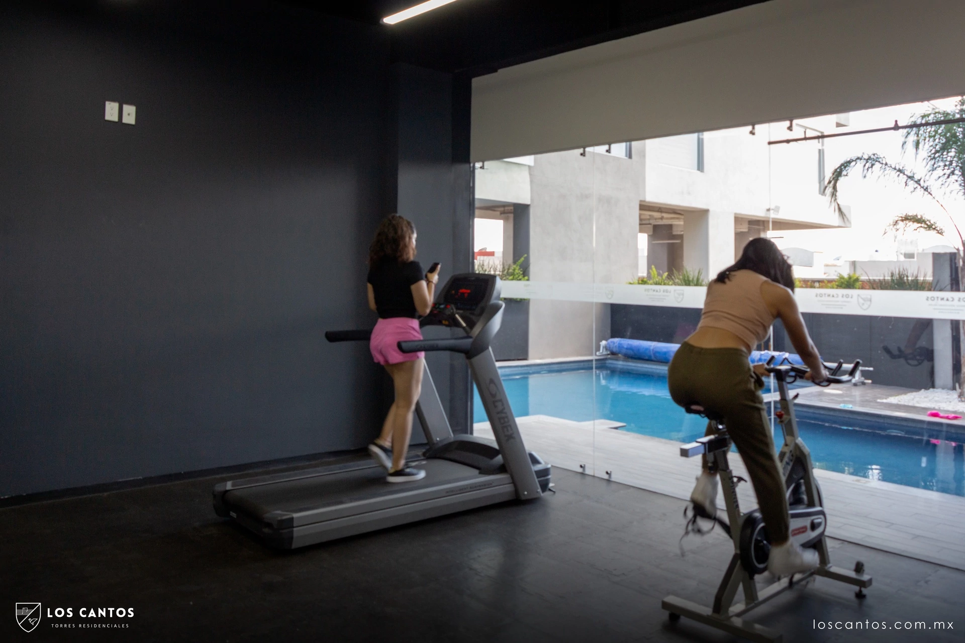 Gimnasio equipado